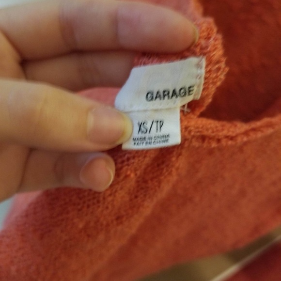 Garage open back pullover - Picture 3 of 5